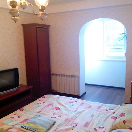 Beautiful And Comfortable 2 Rooms Apartment Kyiv Exterior foto